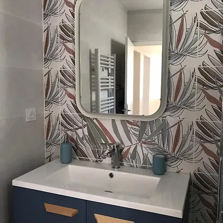 Apartment L Escale De Royan, A Pied, Parking, Patio *