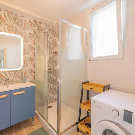 Apartment L Escale De Royan, A Pied, Parking, Patio