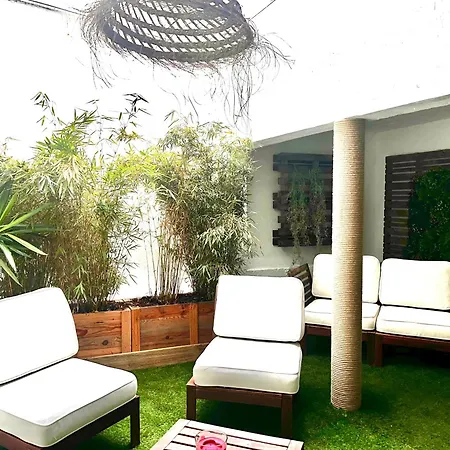 Apartment Appartement Avec Patio Au Centre De Royan, Proche Plage Et Marche, Parking