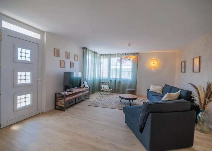 Appartement Avec Patio Au Centre De Royan, Proche Plage Et Marche, Parking Apartment *