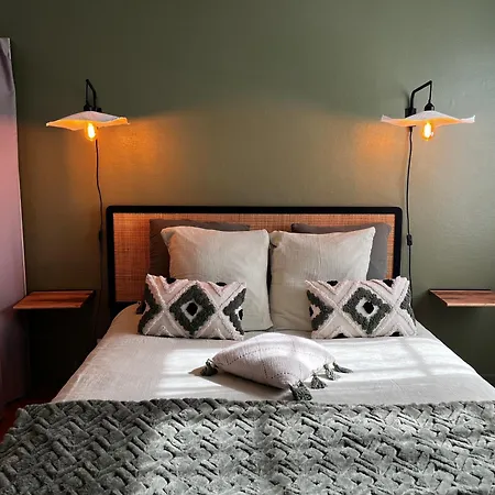 L Escale De Royan, A Pied, Parking, Patio Royan