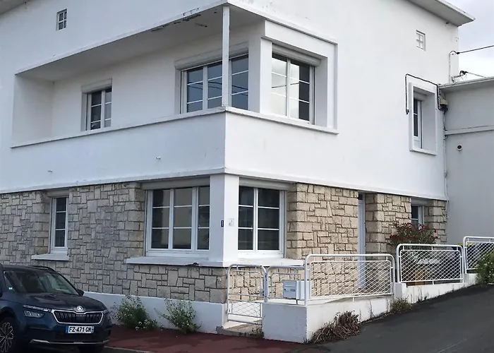 Appartement Avec Patio Au Centre De Royan, Proche Plage Et Marche, Parking